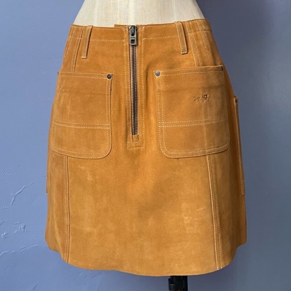 Genuine COACH butterscotch suede mini skirt w/ pockets SIZE 6 - Picture 2 of 8